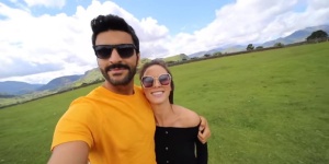 علي المشعل يخرج عن صمته ويرد على محاولة الإيقاع بينه وبين زوجته الأجنبية