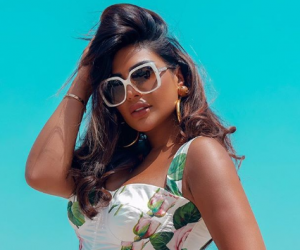 صور| أمل العوضي ترتدي نفس فستان ياسمين صبري.. والجمهور يقارن